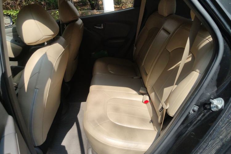 Used Hyundai ix35 2013 2.0L Automatic 4x4 Intelligent GLS China IV Standard