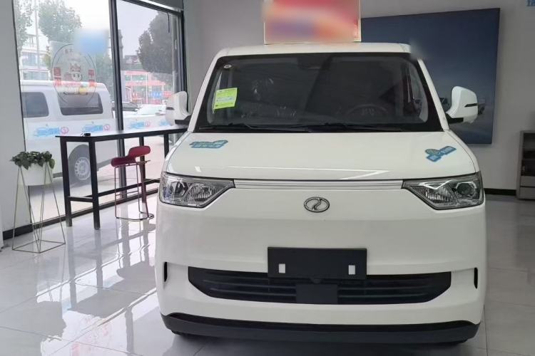 Used Ruichi EC75 2026 Model Freight Vehicle Smart Driving Ultra-Charging Edition Pioneer I
