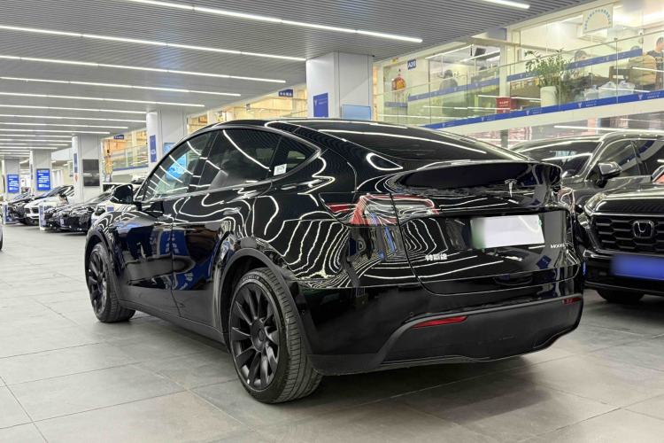 Used Tesla Model Y 2021 Standard Range Rear-Wheel Drive Version
