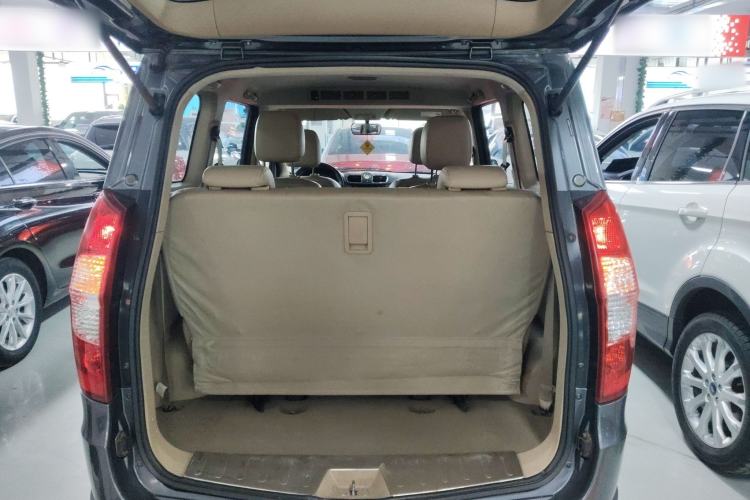 Used Wuling Hongguang 2014 1.5L S Luxury Model
