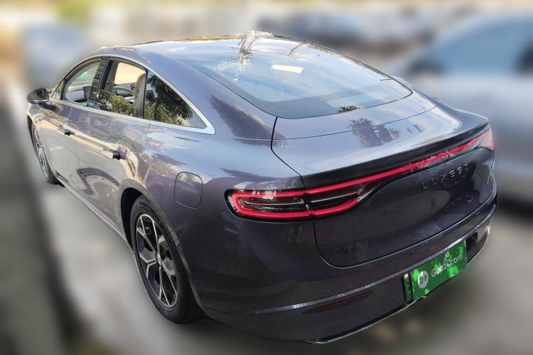 Used Hima Luxeed S7 2025 855 km Max