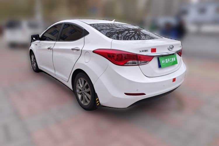 Used Hyundai Elantra (5th Generation / Langdong) 2015 1.6L Manual Leading Model