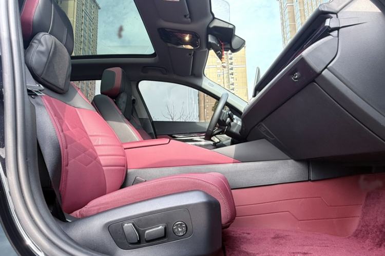 Used BMW 5 Series 2025 530Li Luxury Edition M Sport Package
