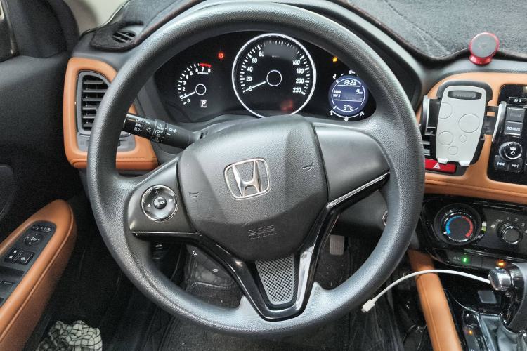 Used Honda Vezel 2017 1.8L CVT Front-Wheel Drive Pioneer Edition
