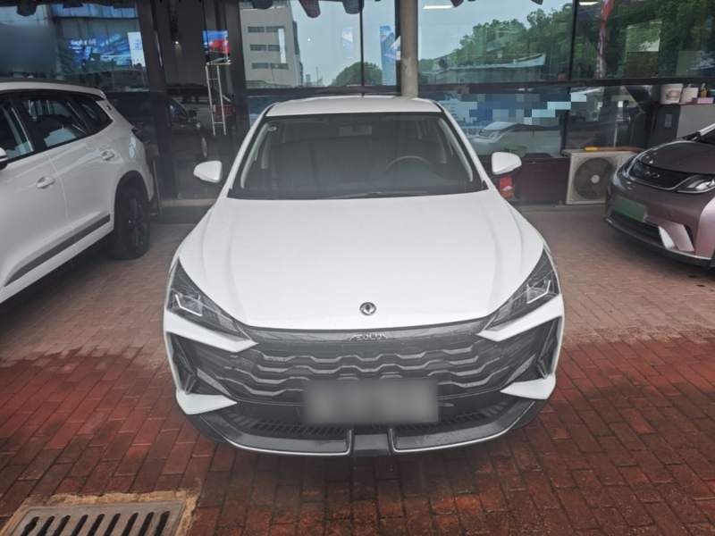 Used Dongfeng Aeolus Yixuan 2025 1.5L Automatic Luxury Version – Luxury — 2