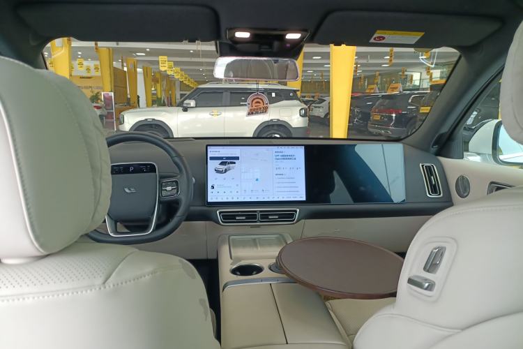 Used Li Auto L7 2024 MAX Model Center Console