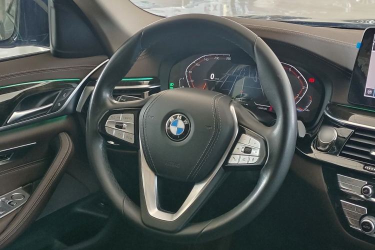 Used BMW 5 Series 2021 525Li Luxury Package