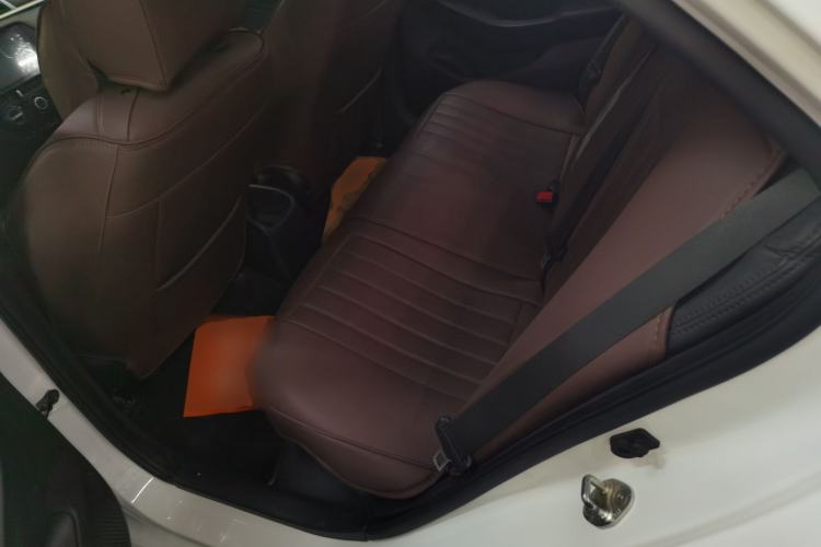 Used Hyundai Verna (older generation) 2017 1.4L Manual Refreshed Version China VI Standard Left Rear Seat