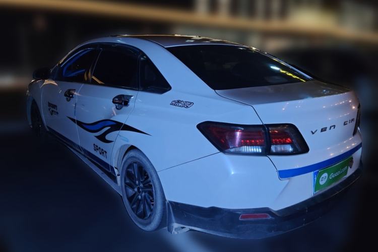 Used Venucia D60 2018 1.6L CVT Smart Connect Elite Edition