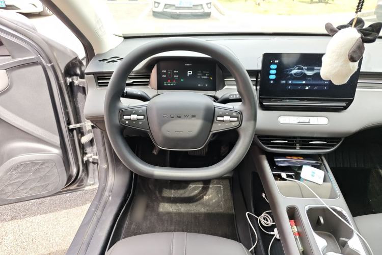 Used Roewe D6 2025 450 km Premium Edition
