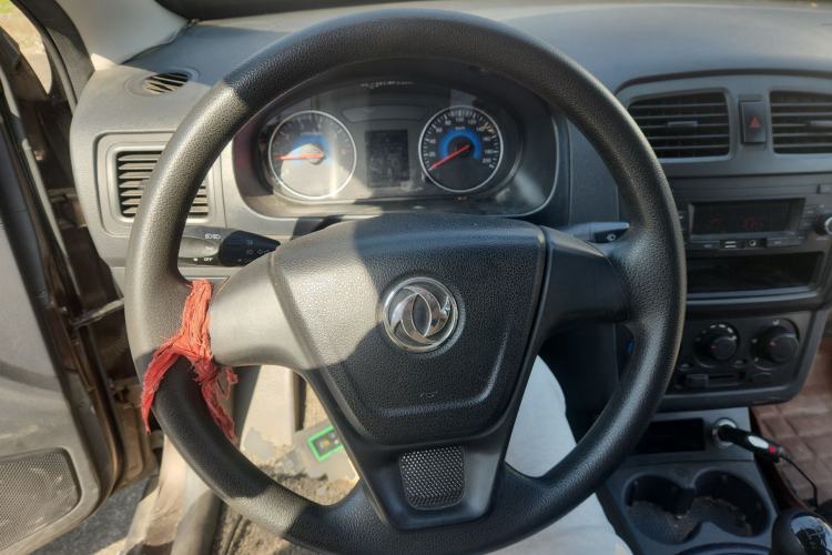 Used Dongfeng Fengon 330 2014 1.5L Manual Utility Version DK15