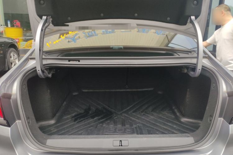 Used Peugeot 308 2018 1.6L Automatic Luxury Edition Trunk