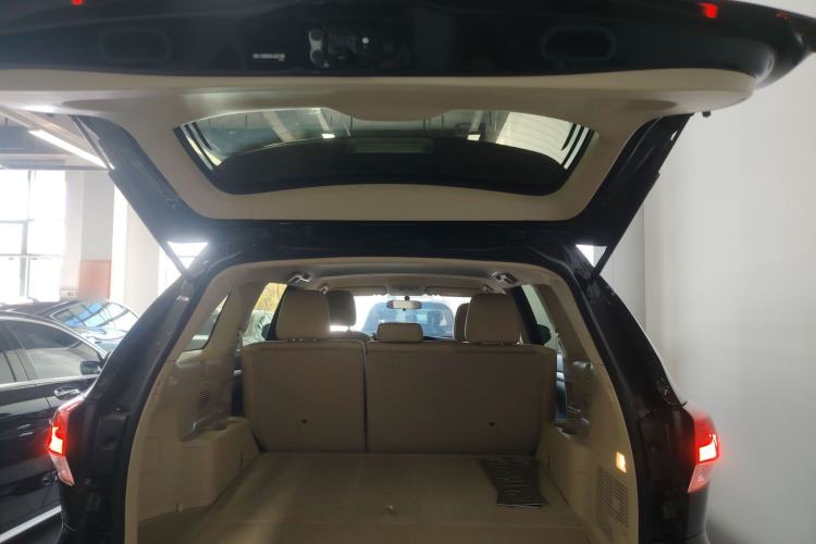 Used Toyota Highlander 2018 2.0T Two-Wheel Drive Elite Version 5 Seats China VI Standard
