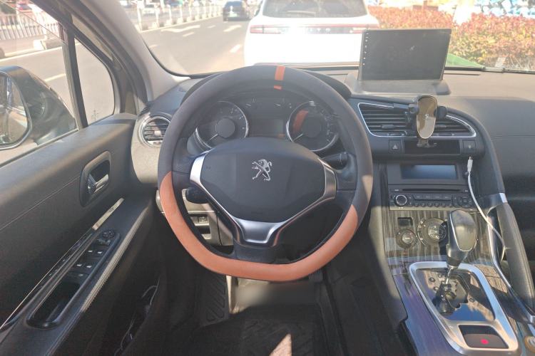 Used Peugeot 3008 2015 2.0L Automatic Trend Edition