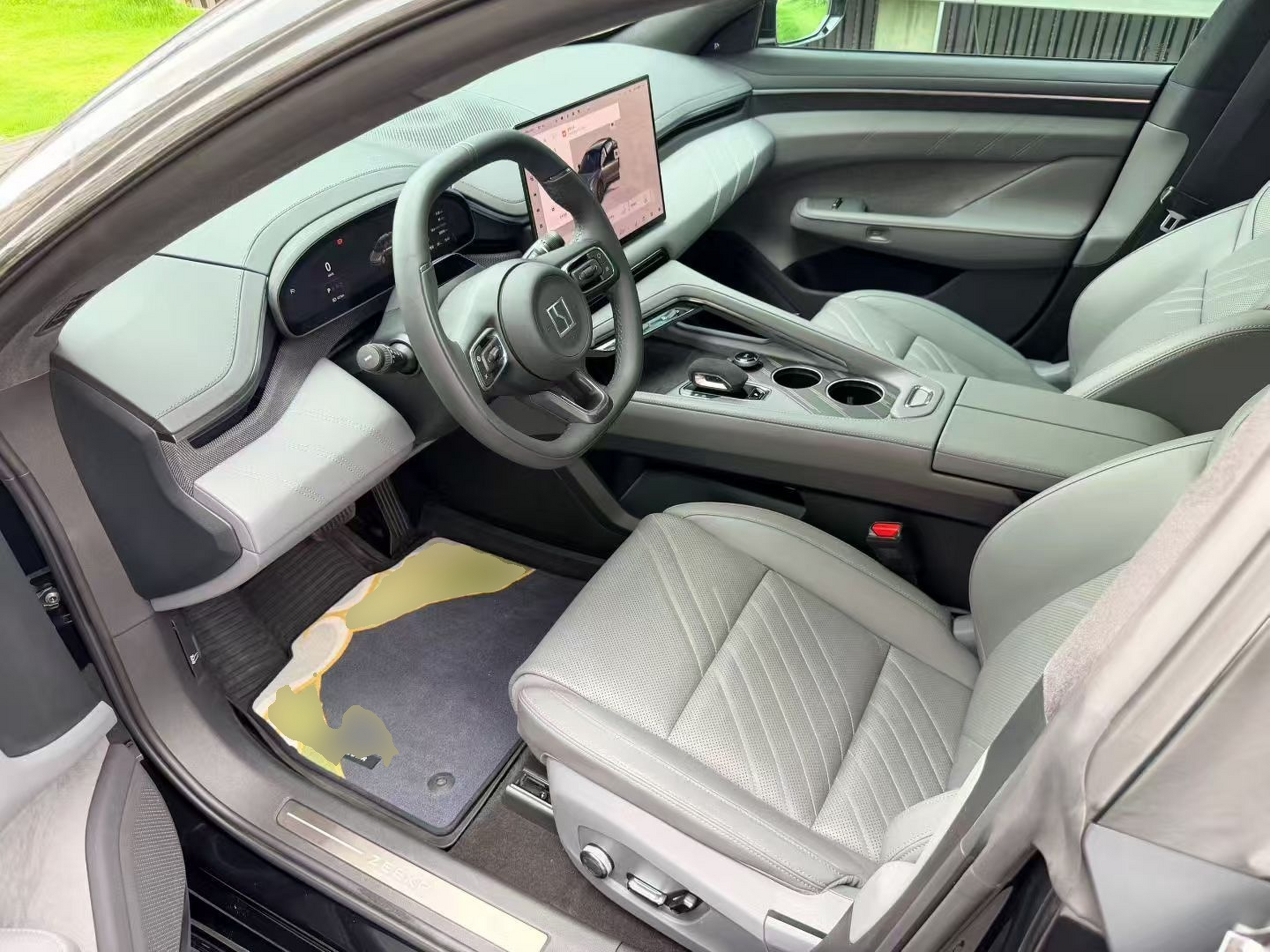 Interior delantero