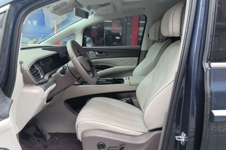 Used Denza D9 2022 DM-i 970 Four-Wheel Drive Flagship Model