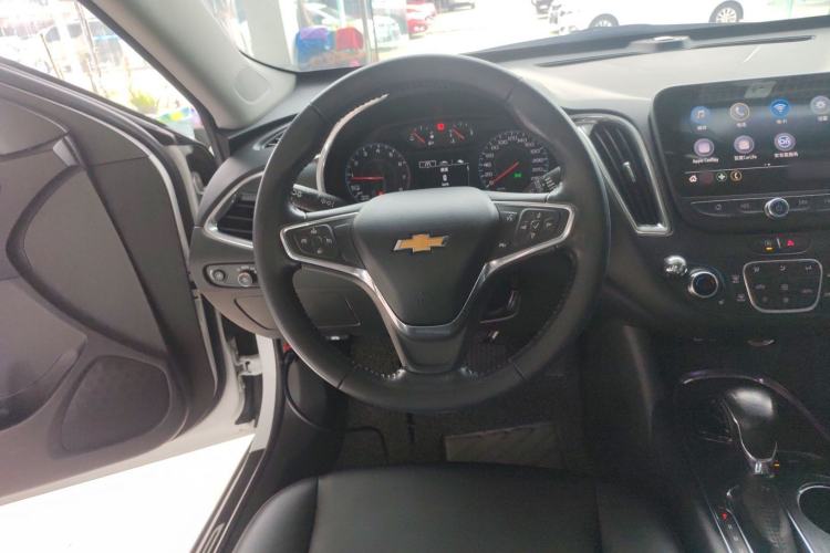 Used Chevrolet Malibu XL 2021 535T Automatic Sport Edition Steering Wheel