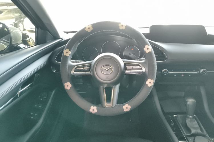 Used Mazda 3 Axela 2023 2.0L Automatic ZhiXuan Edition
