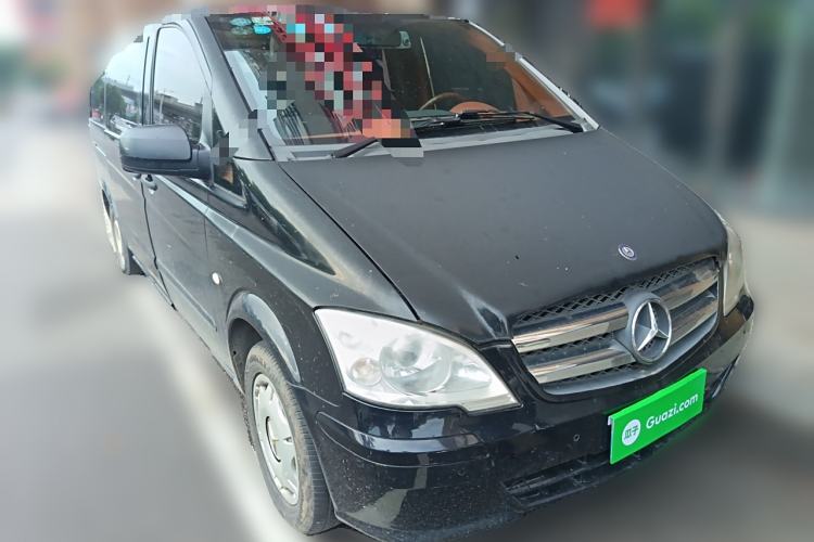 Used Mercedes-Benz Vito 2013 3.0L Elite Edition Front Right 45 Deg