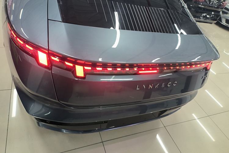 Used Lynk & Co Z10 2025 95 kWh 702 km All-Wheel Drive Intelligent Driving Ultra