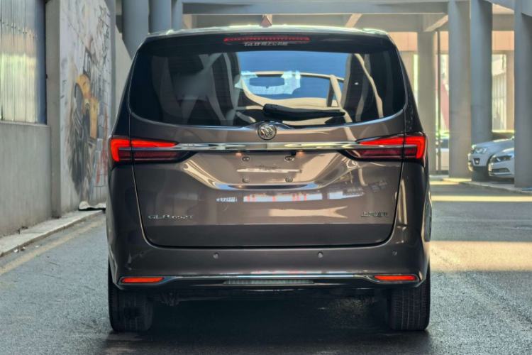 Used Buick GL8 2021 Land Cruiser Executive Class 652T Comfort Model Exterior 2