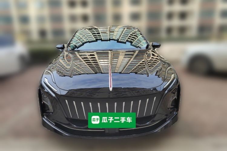 Used Hongqi E-QM5 2023 Base Travel Edition
