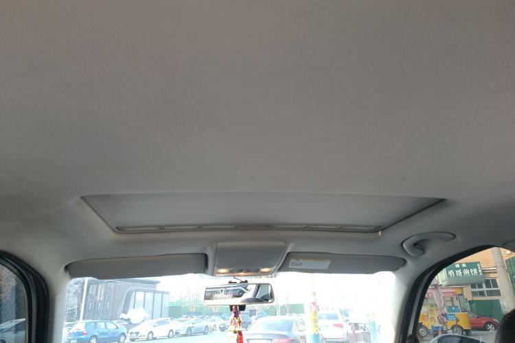 Used Volkswagen Lavida 2017 1.6L Automatic Comfort Edition
