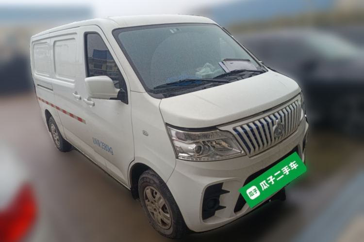 Used CHANGAN KAICHENG Ruixing EM60 2022 Pure Electric Van 4498 mm Long Flat Roof with Rear-Hinged Doors 2 Seats 60 kW 41.86 kWh
