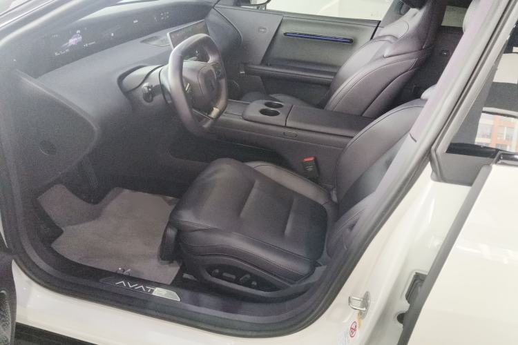 Used Avatr 06 2025 Ultra Pure Electric Edition Left Front Seat