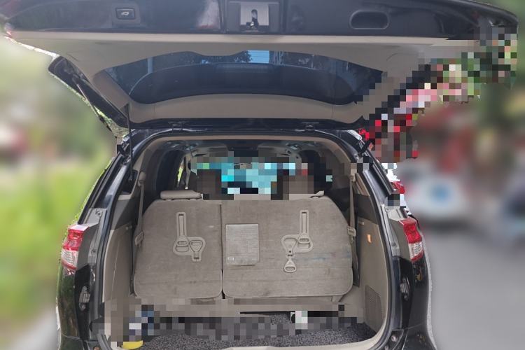 Used Toyota Previa 2006 2.4L 7-Seater Standard Edition Trunk