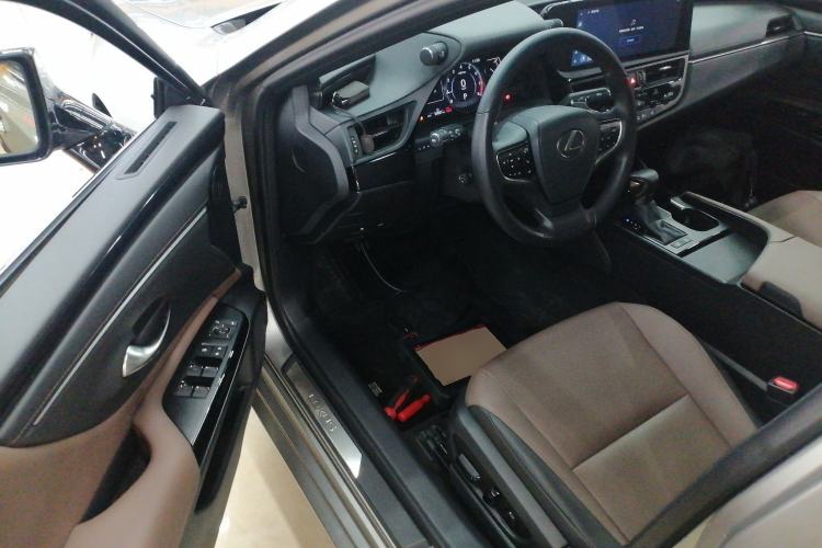 Used Lexus ES 2022 200 Excellence Edition