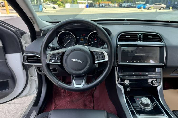 Used Jaguar XEL 2019 2.0T 200 PS Luxury Edition
