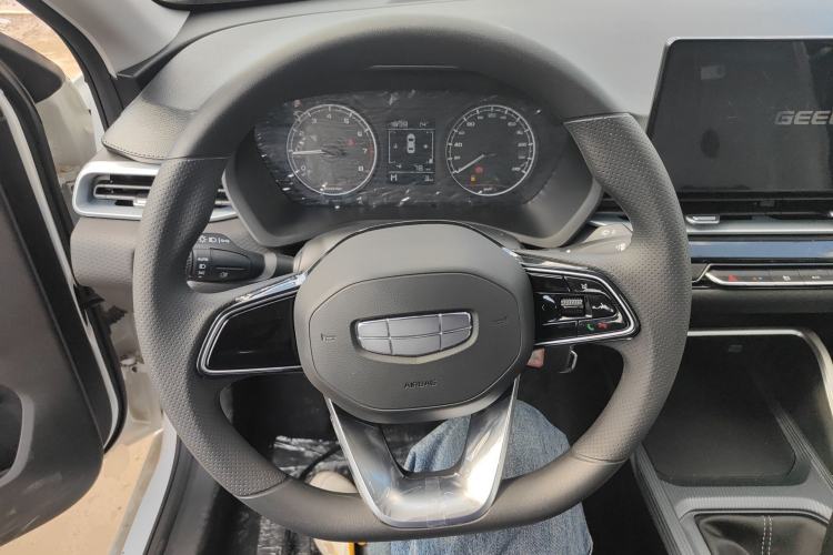 Used Geely Auto Emgrand 2025 4th Generation 1.5L Manual - Starry Edition