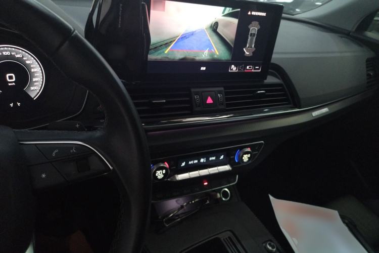 Used Audi Q5L 2022 40T Luxury Dynamic Model
