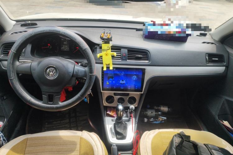 Used Volkswagen Lavida 2013 Revised Classic 1.6L Automatic Fashion Edition