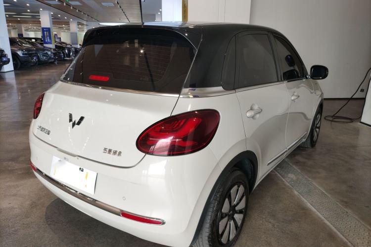 Used Wuling Bingo 2023 333 km Lingxi Connected Version
