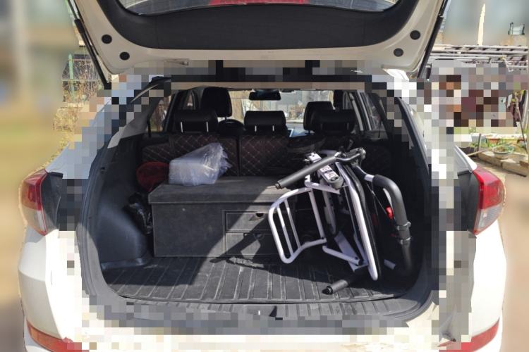 Used Hyundai Tucson 2015 1.6T Dual-Clutch Two-Wheel-Drive Smart Model Trunk