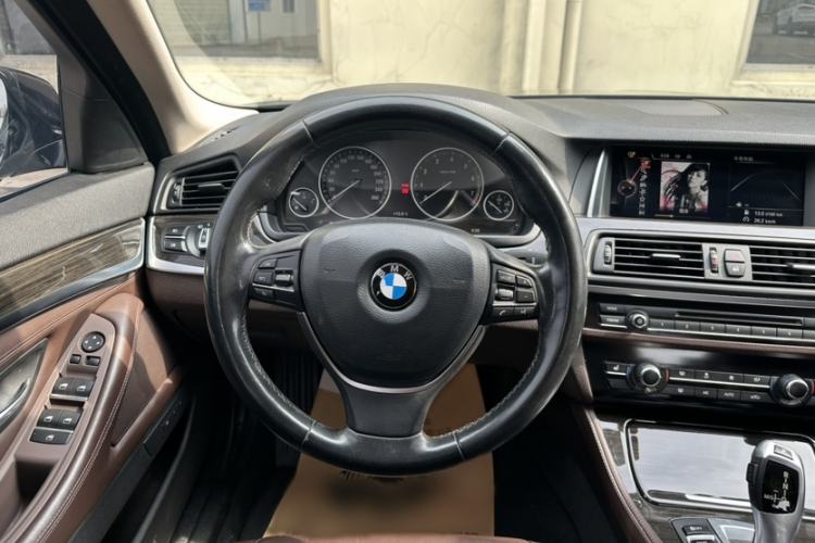 Used BMW 5 Series 2014 525Li Luxury Design Package