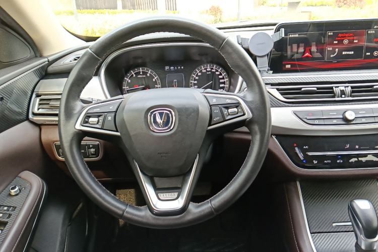 Used CHANGAN Raeton CC 2018 1.5T Automatic Haoya Model Guangmang Edition China V Standard
