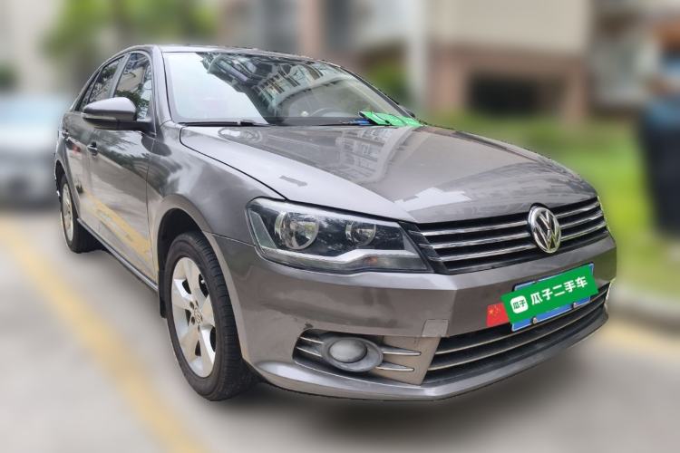 Used Volkswagen Bora 2013 1.6L Automatic Comfort Model Front Right 45 Deg