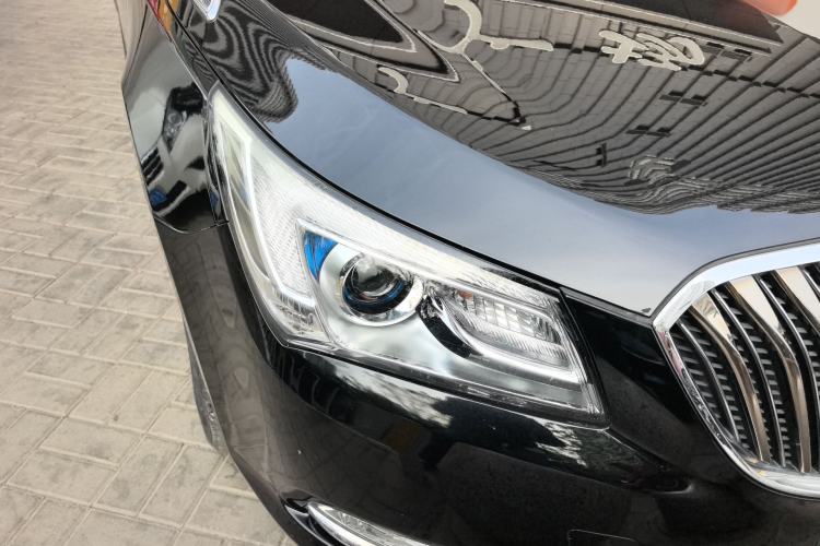 Used Buick LaCrosse 2013 2.4L SIDI Leading Comfort Version Right Front Headlight