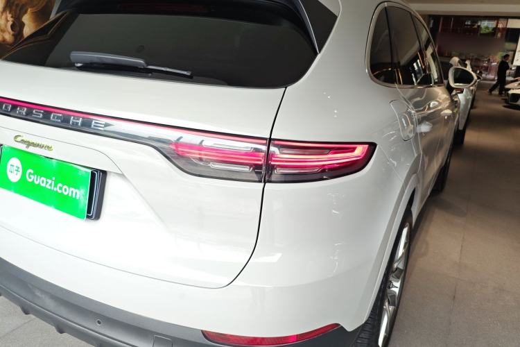 Used Porsche Cayenne E-Hybrid 2020 Cayenne E-Hybrid 2.0T
