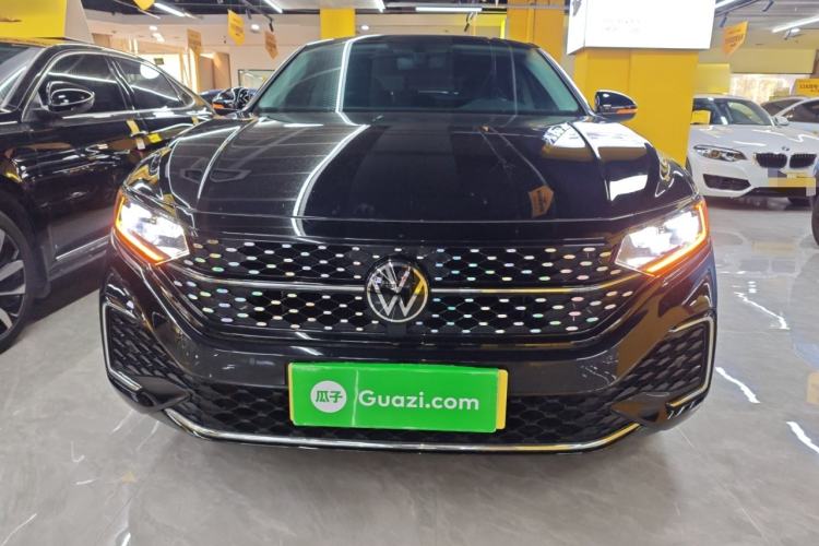 Used Volkswagen Passat 2023 330TSI Starry Elite Edition