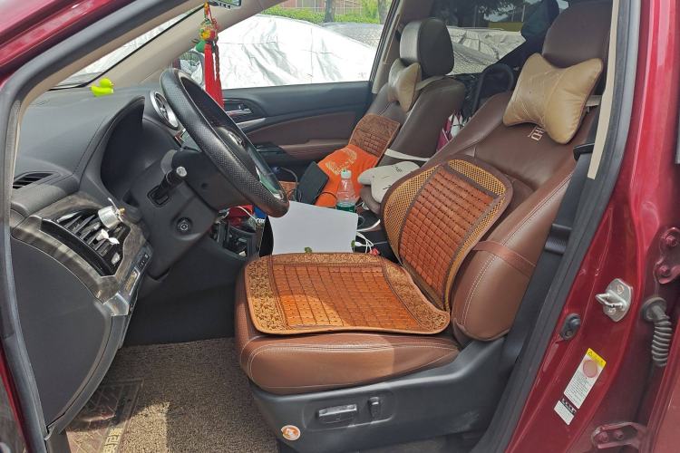 Used BYD Tang New Energy 2015 2.0T Four-Wheel-Drive Flagship Model
