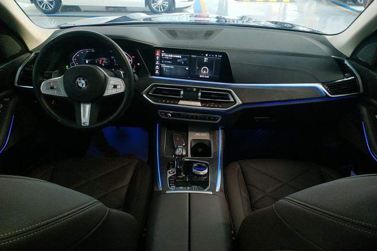 Used BMW X5 2022 xDrive 30Li M Sport Package
