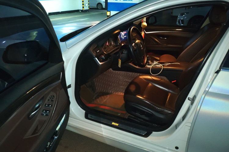 Used BMW 5 Series 2014 525Li Luxury Design Package
