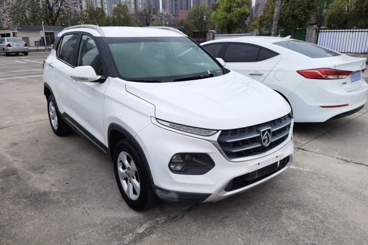 Used Baojun 510 2017 1.5L Manual Fashion Model
