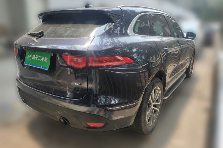 Used Jaguar F-PACE 2016 2.0T Two-Wheel-Drive R-Sport Sport Edition Rear Right 45 Deg