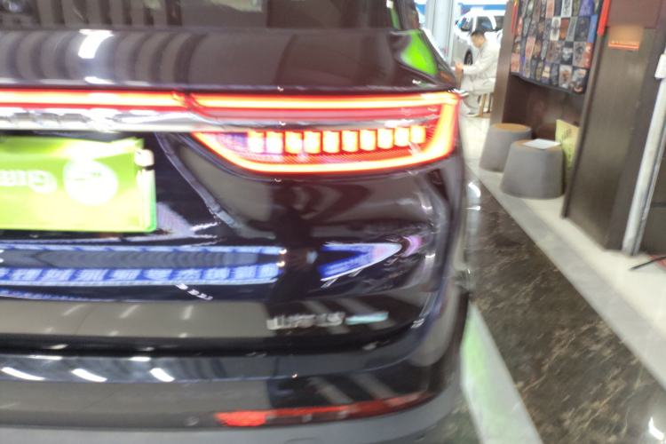 Used JETOUR Shanhai L9 2024 1.5TD 2DHT Air 7-Seater