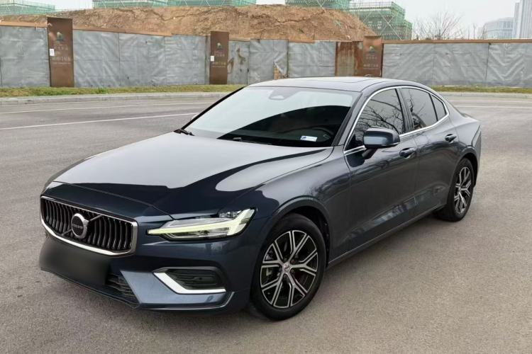 Used Volvo S60 2023 B4 Zhiyi Luxury Edition